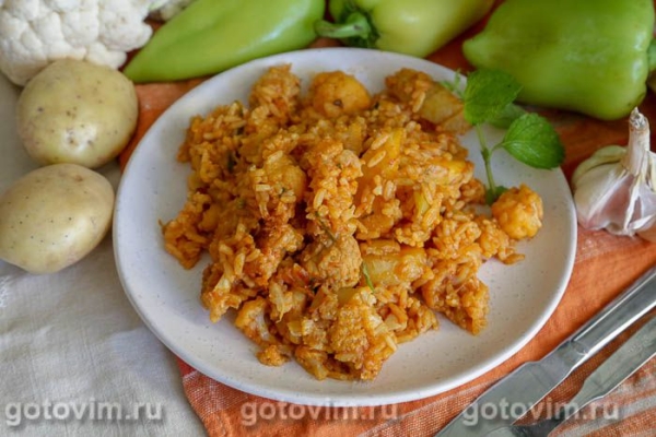 Бириани с мясом и овощами в мультиварке