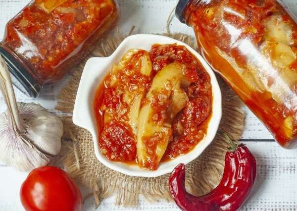 Кабачки «Тещин язык» с помидорами и сладким перцем