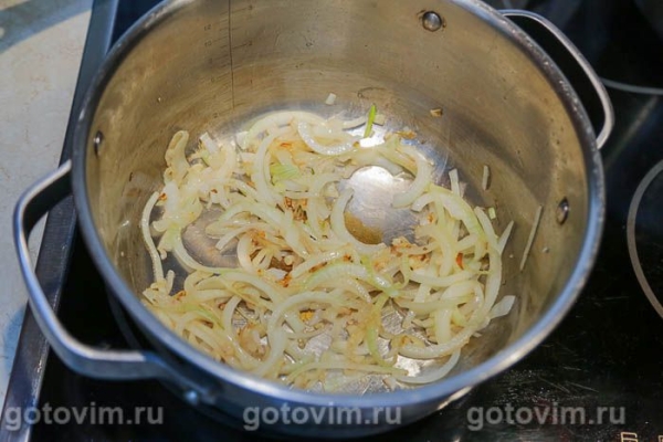 Томатный суп энчилада из фарша с фасолью