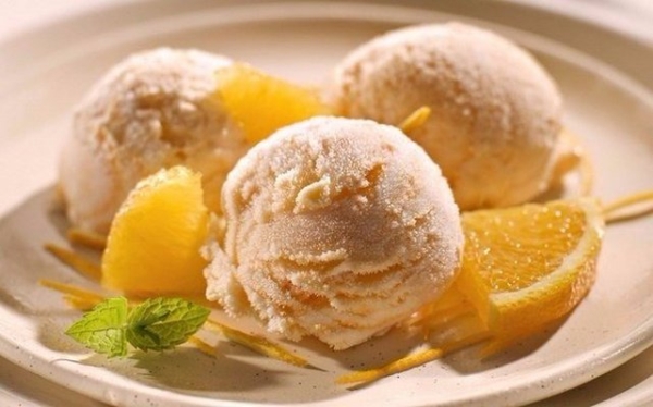 Банановое мороженое из творога и сливок Банановое мороженое из творога и сливок