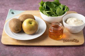 Зелёный смузи с киви и медом Зелёный смузи с киви и медом