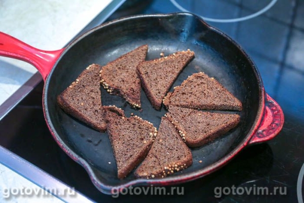 Тартинки с творожным сыром, красной рыбой и икрой Тартинки с творожным сыром, красной рыбой и икрой