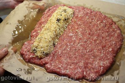 Рулет мясной с вялеными томатами и сыром Рулет мясной с вялеными томатами и сыром