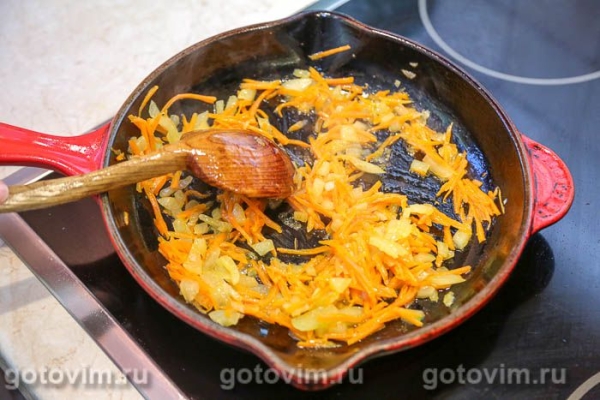 Мясной суп с кабачками и нутом