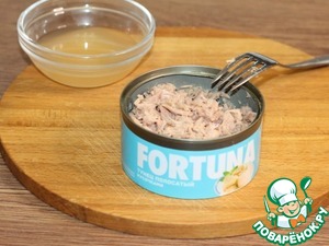 Овощной пирог с консервированным тунцом