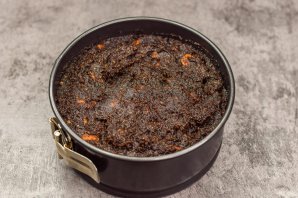 Шоколадный торт с печеньем и орехами без выпечки Шоколадный торт с печеньем и орехами без выпечки