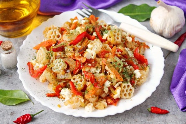 Макароны с овощами и сыром в духовке Макароны с овощами и сыром в духовке