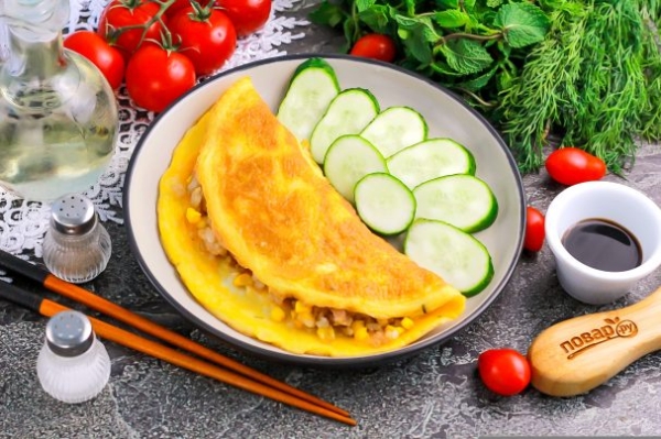 Рис в яичной обёртке "Омурайсу" Рис в яичной обёртке "Омурайсу"