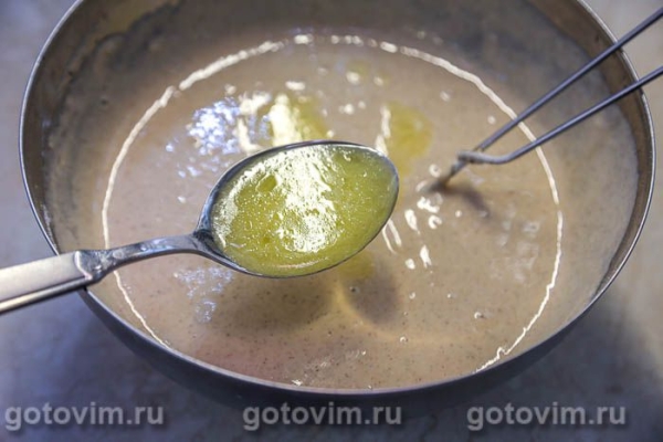 Панкейки из яблочного пюре с корицей