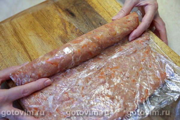 Мясные рулетики из фарша с рисом и яйцом