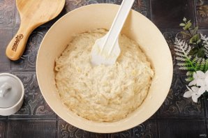 Пасхальный рулет с маком