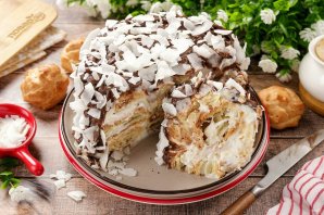 Торт из профитролей со сметанным кремом