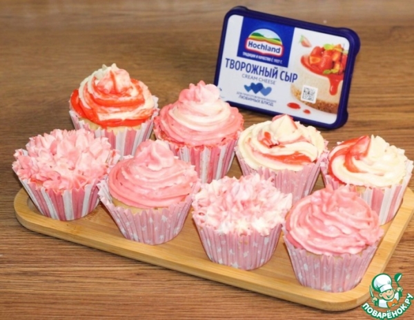 Кекс с кремом из творожного сыра