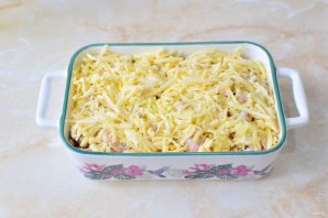 Мясо по-французски с курицей