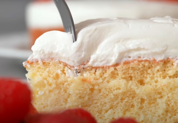 Воздушный пирог «3 молока». Нежный, вкусный и пропитанный десерт Воздушный пирог «3 молока». Нежный, вкусный и пропитанный десерт