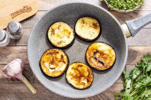 Баклажаны с чесноком и орехами