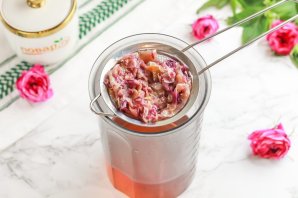 Сироп из лепестков роз Сироп из лепестков роз