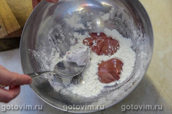 Печень с яблоками по-берлински Печень с яблоками по-берлински