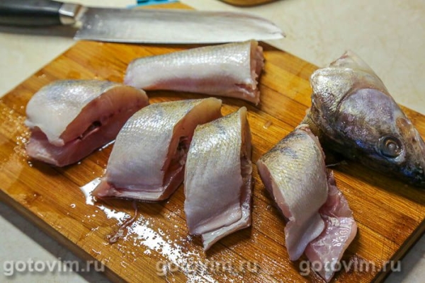 Жареный судак с луком и лисичками Жареный судак с луком и лисичками