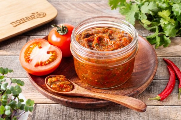 Грузинский соус "Сацебели" Грузинский соус "Сацебели"