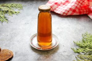 Настойка из зверобоя Настойка из зверобоя