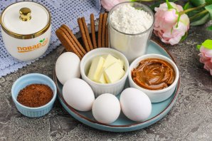 Шоколадный торт с кремом из вареной сгущенки Шоколадный торт с кремом из вареной сгущенки