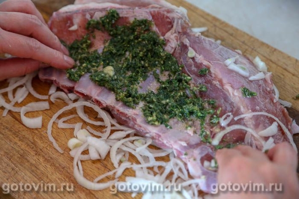 Бараньи ребрышки в мятном маринаде на мангале Бараньи ребрышки в мятном маринаде на мангале