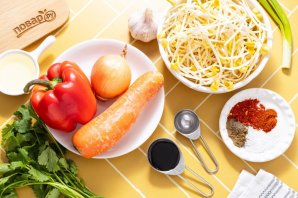 Салат из пророщенной сои по-корейски Салат из пророщенной сои по-корейски