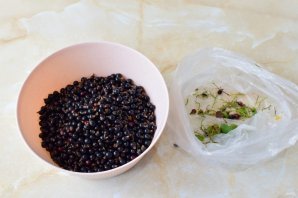 Компот из черной смородины на зиму на 3 литровую банку Компот из черной смородины на зиму на 3 литровую банку