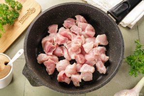 Гуляш с макаронами Гуляш с макаронами