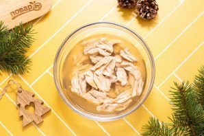 Вегетарианский салат в виде лошади Вегетарианский салат в виде лошади