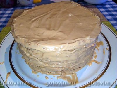 Торт «Наполеон» с орехами Торт «Наполеон» с орехами