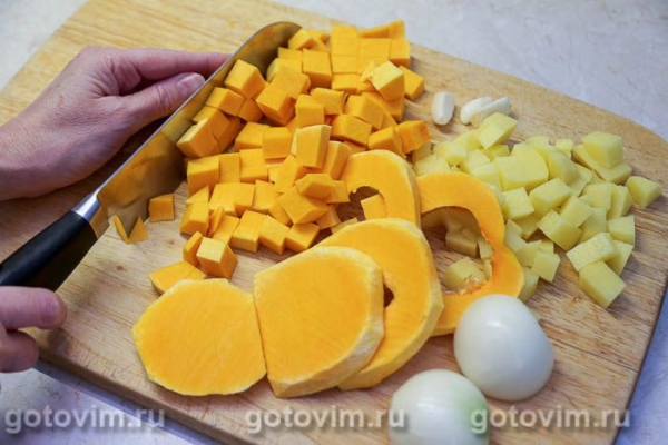 Суп-пюре из тыквы с беконом и сливками Суп-пюре из тыквы с беконом и сливками