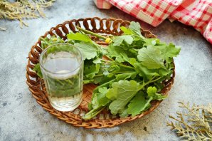 Настойка чистотела на спирту Настойка чистотела на спирту