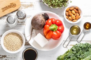 Салат из киноа со свеклой