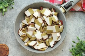 Подлива из белых грибов Подлива из белых грибов