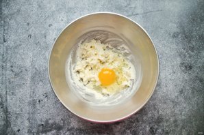 Пряный рождественский кекс с сухофруктами Пряный рождественский кекс с сухофруктами