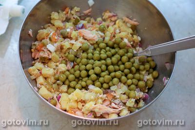 Оливье с копченой рыбой 