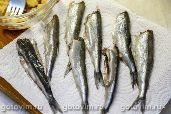 Корюшка, жаренная с зеленью и чесноком Корюшка, жаренная с зеленью и чесноком