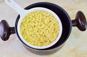 Куриная печень с макаронами Куриная печень с макаронами