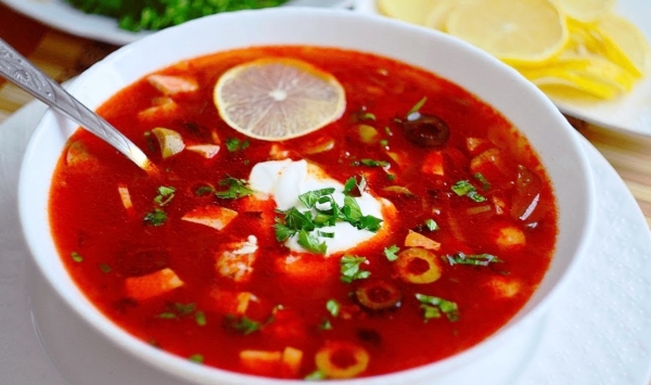 Солянка — это всегда вкусно. Классический рецепт, который хочется повторить Солянка — это всегда вкусно. Классический рецепт, который хочется повторить