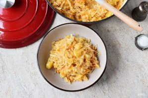 Овощное рагу с картофелем и капустой