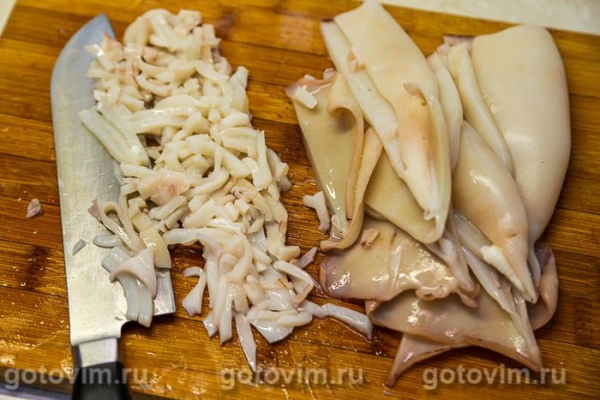 Мини-чебуреки посикунчики с кальмарами Мини-чебуреки посикунчики с кальмарами