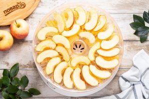 Сушеные яблоки Сушеные яблоки