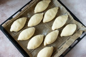 Пирожки с яблоками в духовке
