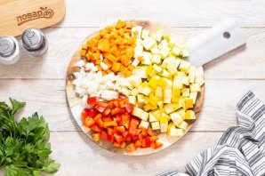 Рагу из баклажанов и кабачков
