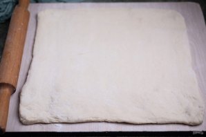 Домашнее слоеное дрожжевое тесто на молоке Домашнее слоеное дрожжевое тесто на молоке