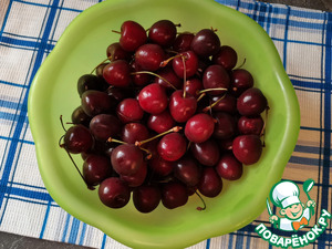 Яблочный кекс с черешней