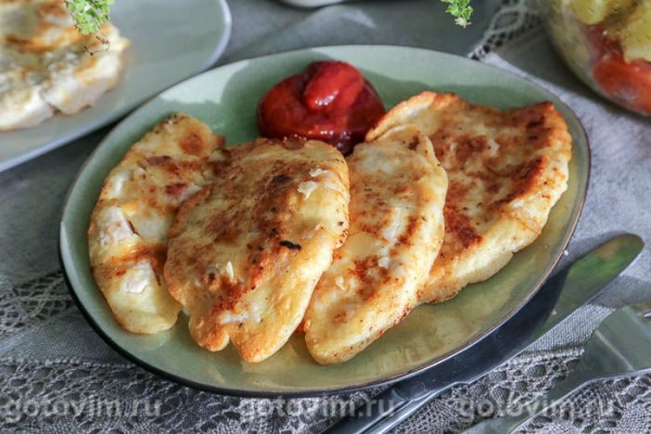 Рубленые котлеты из куриной грудки в мультиварке Рубленые котлеты из куриной грудки в мультиварке