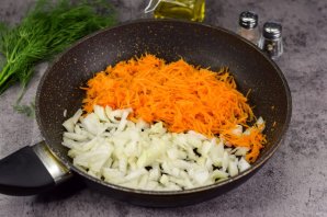 Суп "Затируха" с курицей на яйцах Суп "Затируха" с курицей на яйцах